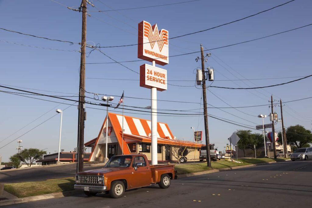 Food Open 24 Hours: Catering to Late-Night Cravings and Convenience