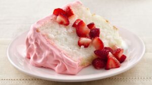 Strawberry Angel Food Cake: A Delightful Treat for Every Occasion