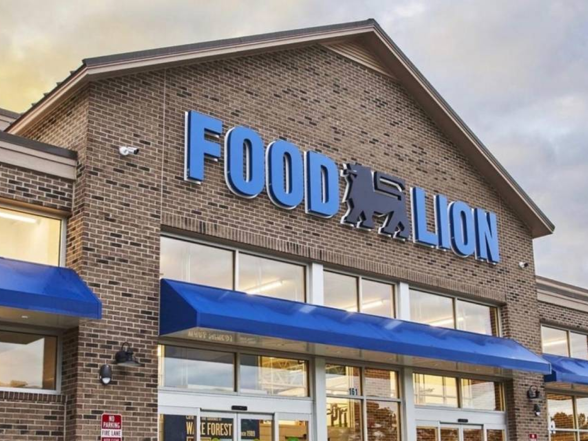 Pilot mountain food lion